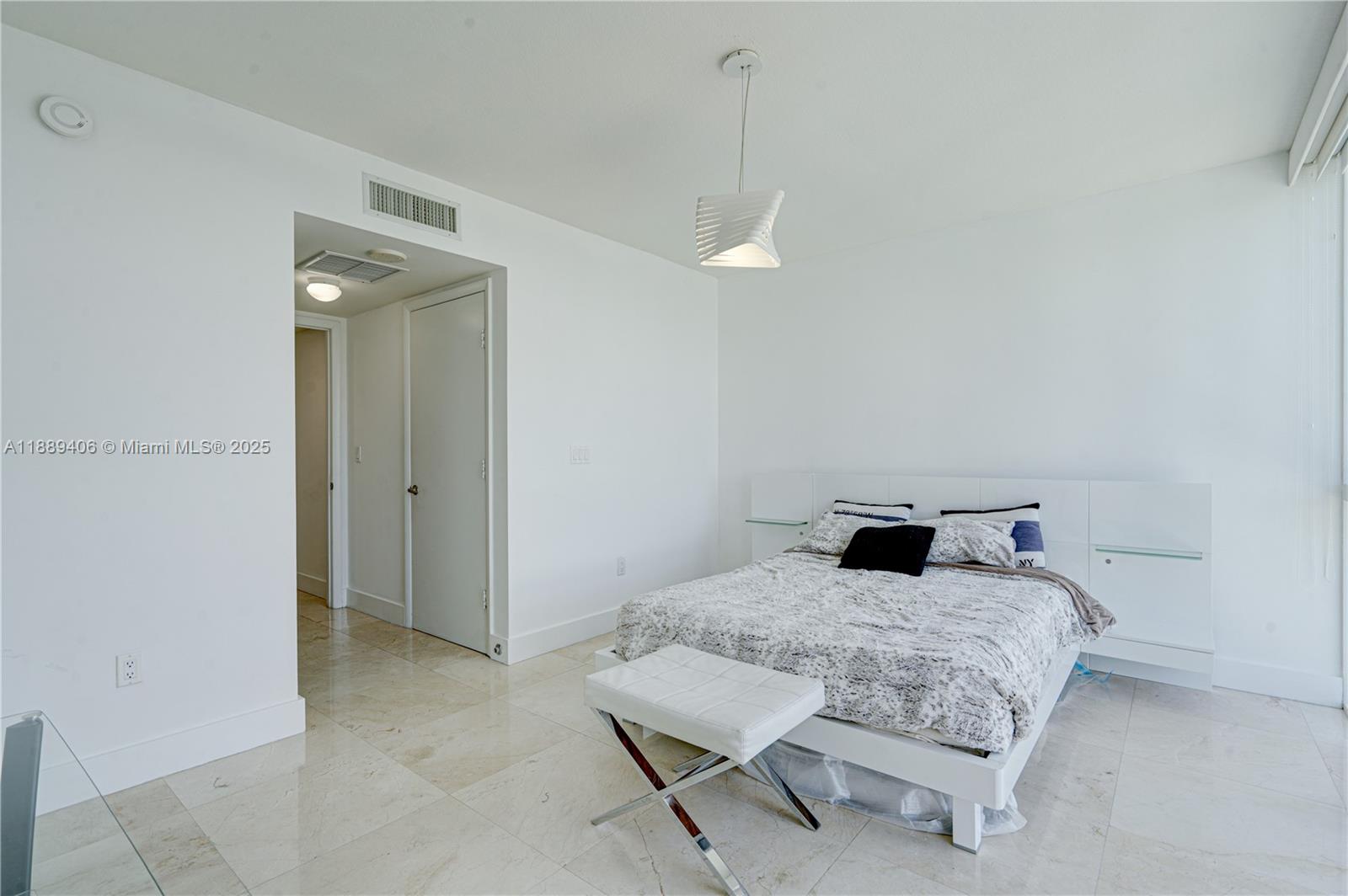 ONYX ON THE BAY CONDO - Residential