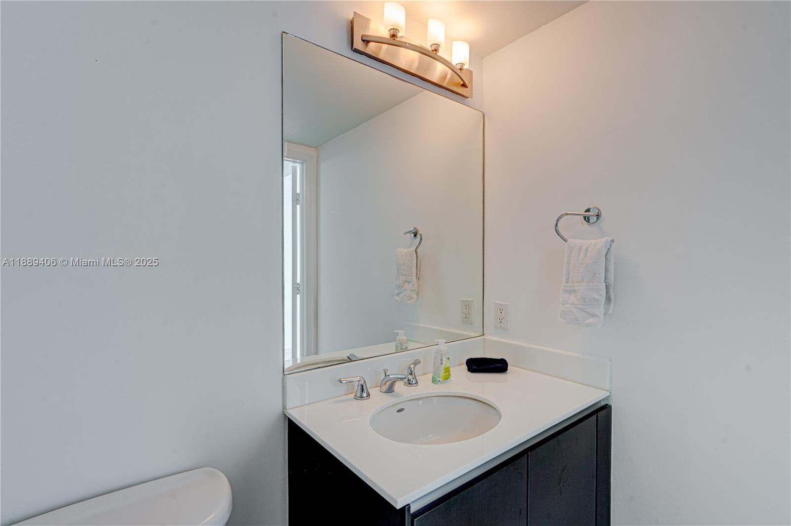 ONYX ON THE BAY CONDO - Residential