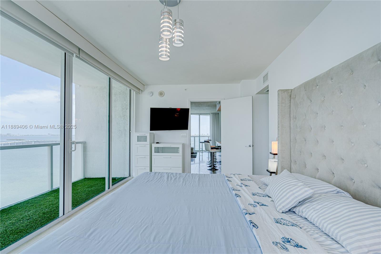 ONYX ON THE BAY CONDO - Residential