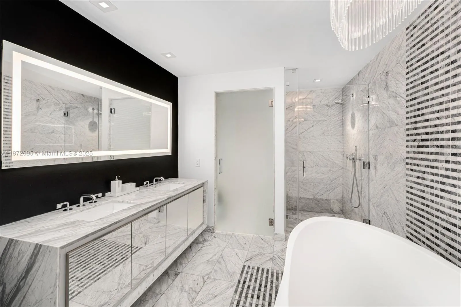 Miami, Florida 33137, United States, 3 Bedrooms Bedrooms, ,5 BathroomsBathrooms,Residential,Active,204315