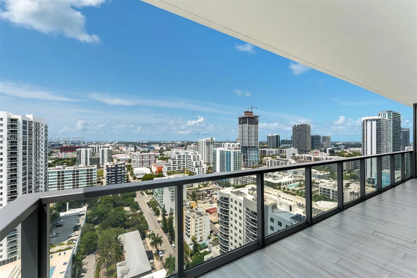 Miami, Florida 33137, United States, 3 Bedrooms Bedrooms, ,5 BathroomsBathrooms,Residential,Active,204315