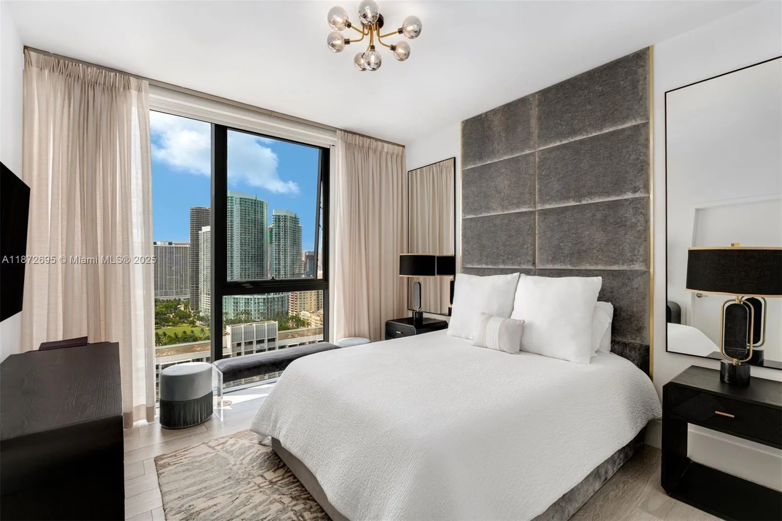 Miami, Florida 33137, United States, 3 Bedrooms Bedrooms, ,5 BathroomsBathrooms,Residential,Active,204315