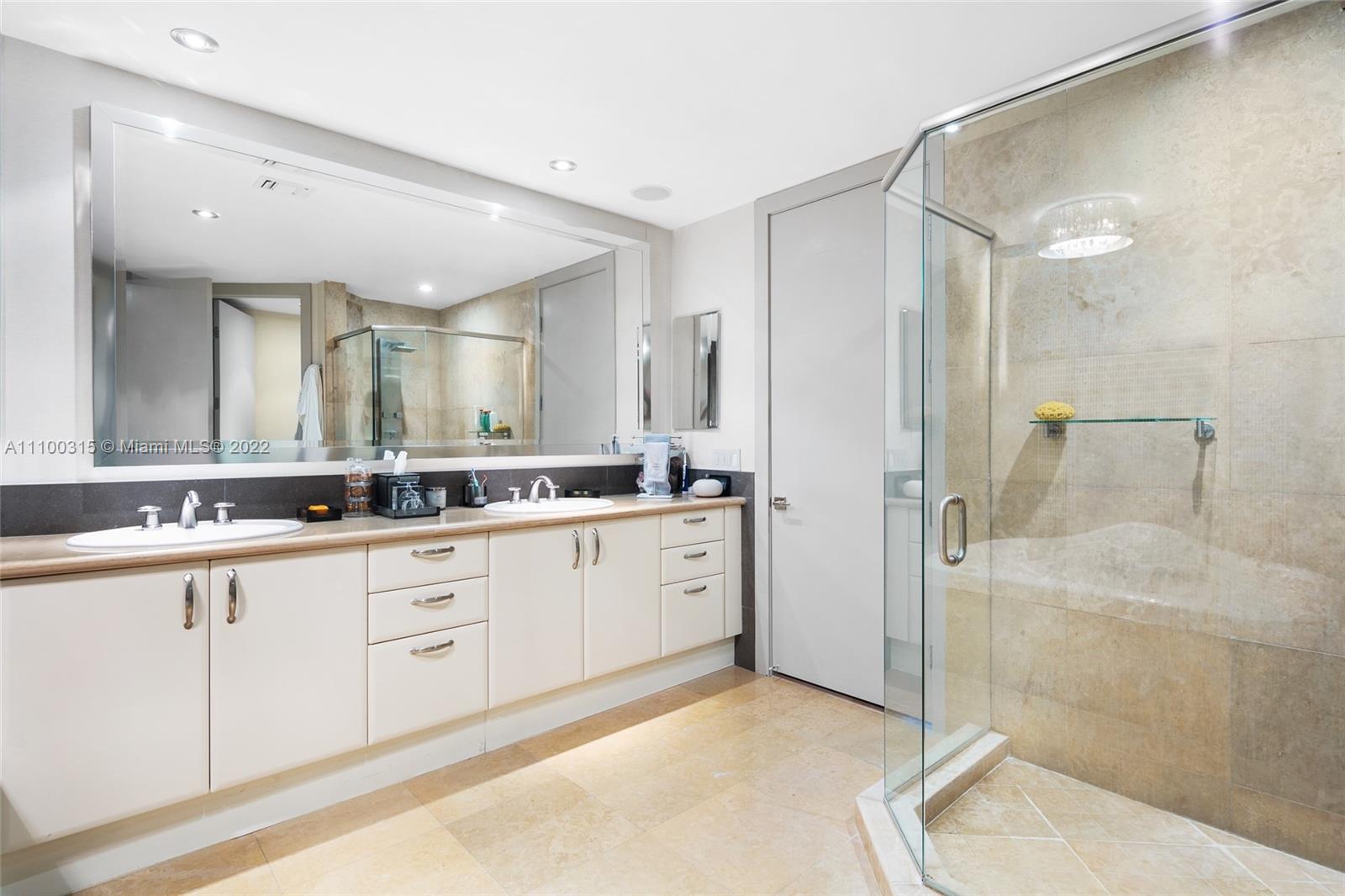 THE RESIDENCES AT THE BAT - Residential