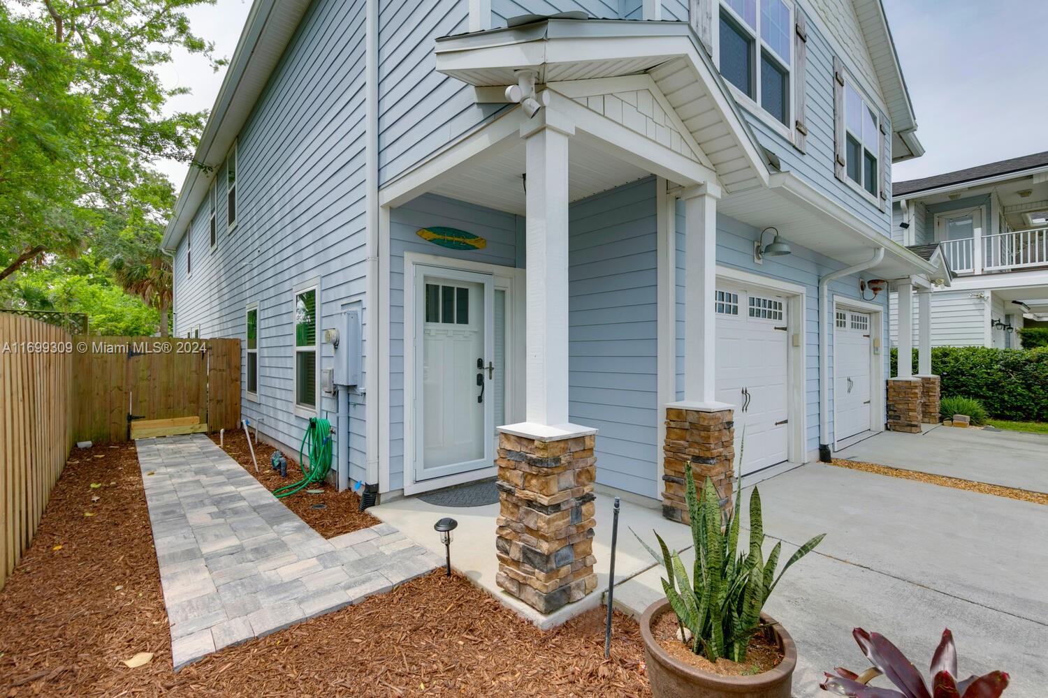 This low-maintenance luxury townhome in Jacksonville Beach is just 4 blocks from the beach! Featuring 4 spacious bedrooms, it's perfect for hosting family and friends. Currently a successful Airbnb, it’s being offered turnkey—move in or continue the profitable vacation rental business. The open-concept kitchen boasts beachy white cabinets, sandy granite counters, and ample space for entertaining. The private, fully-fenced backyard is the perfect oasis to enjoy salt air and ocean breezes. Well-cared for and ready for immediate enjoyment!