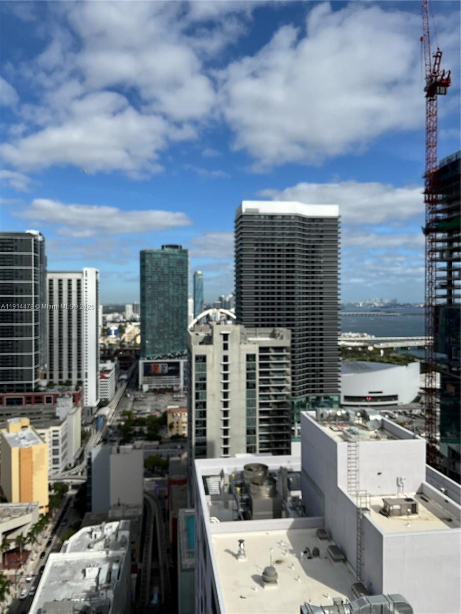 THE LOFT DOWNTOWN II COND - Residential Lease