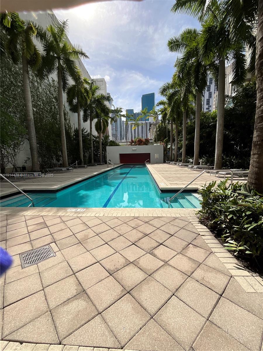 THE LOFT DOWNTOWN II COND - Residential Lease