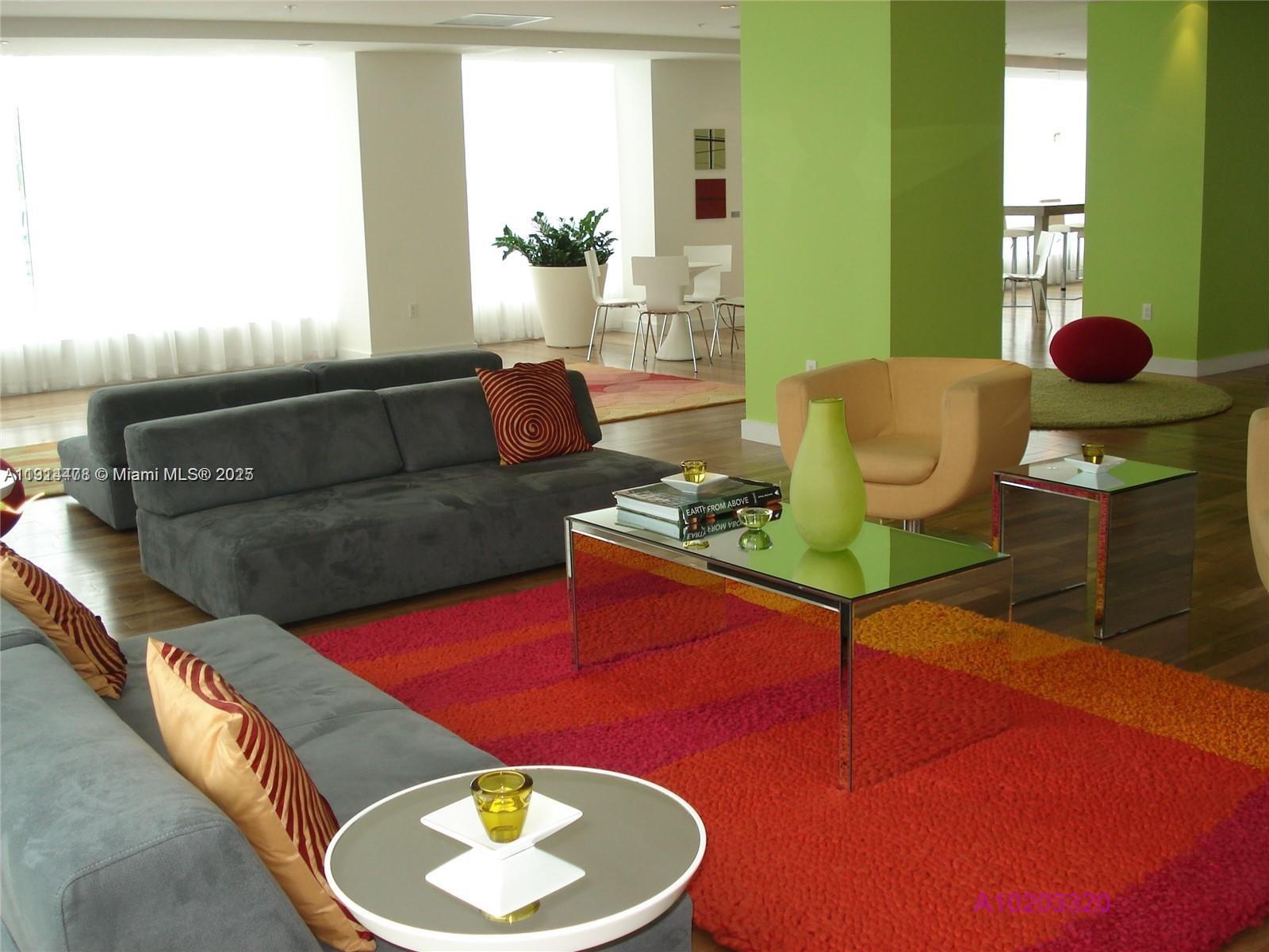 THE LOFT DOWNTOWN II COND - Residential Lease