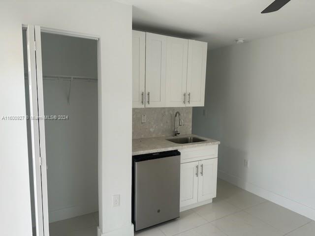 READY TO MOVE IN JULY 1, 2024. WATER AND ELECTRICITY INCLUDED! Efficiency with private patio. Kitchenette with sink and mini fridge. Tenant responsible for enclosed private patio landscaping.