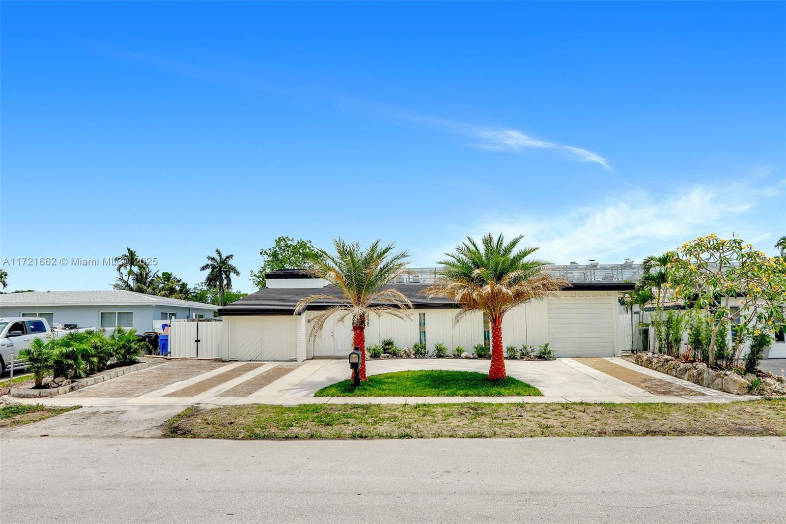 1720 Sw 23rd Ave, Fort Lauderdale, Broward County, Florida - 4 Bedrooms  
3 Bathrooms - 