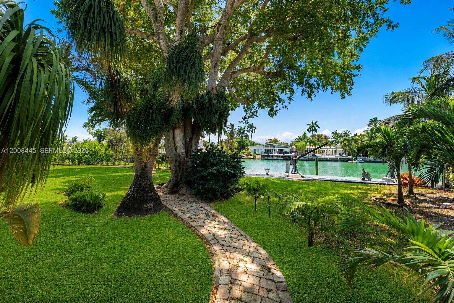 540 S Shore Dr
