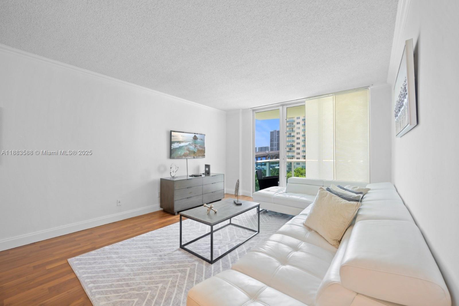 OCEANVIEW BUILDING B COND - Residential Lease