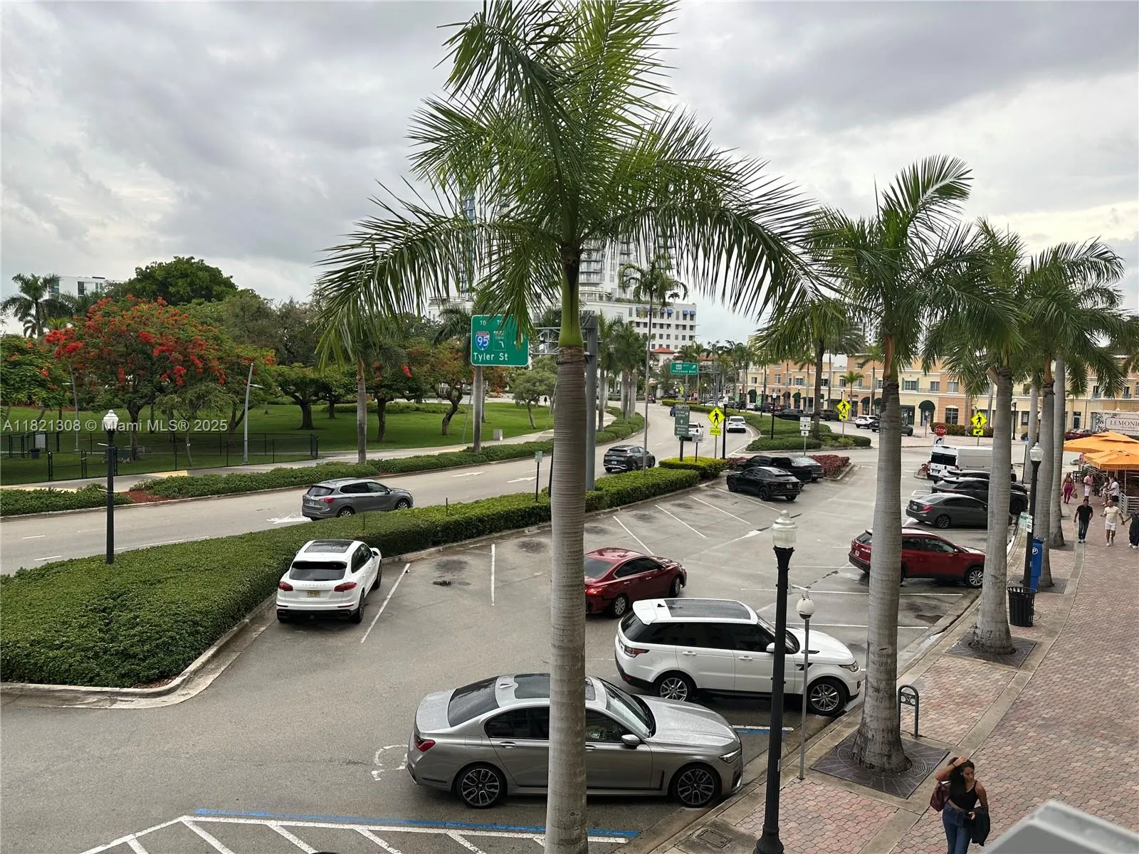 Hollywood, Florida 33020, United States, 1 Bedroom Bedrooms, ,1 BathroomBathrooms,Residential,Active,150543