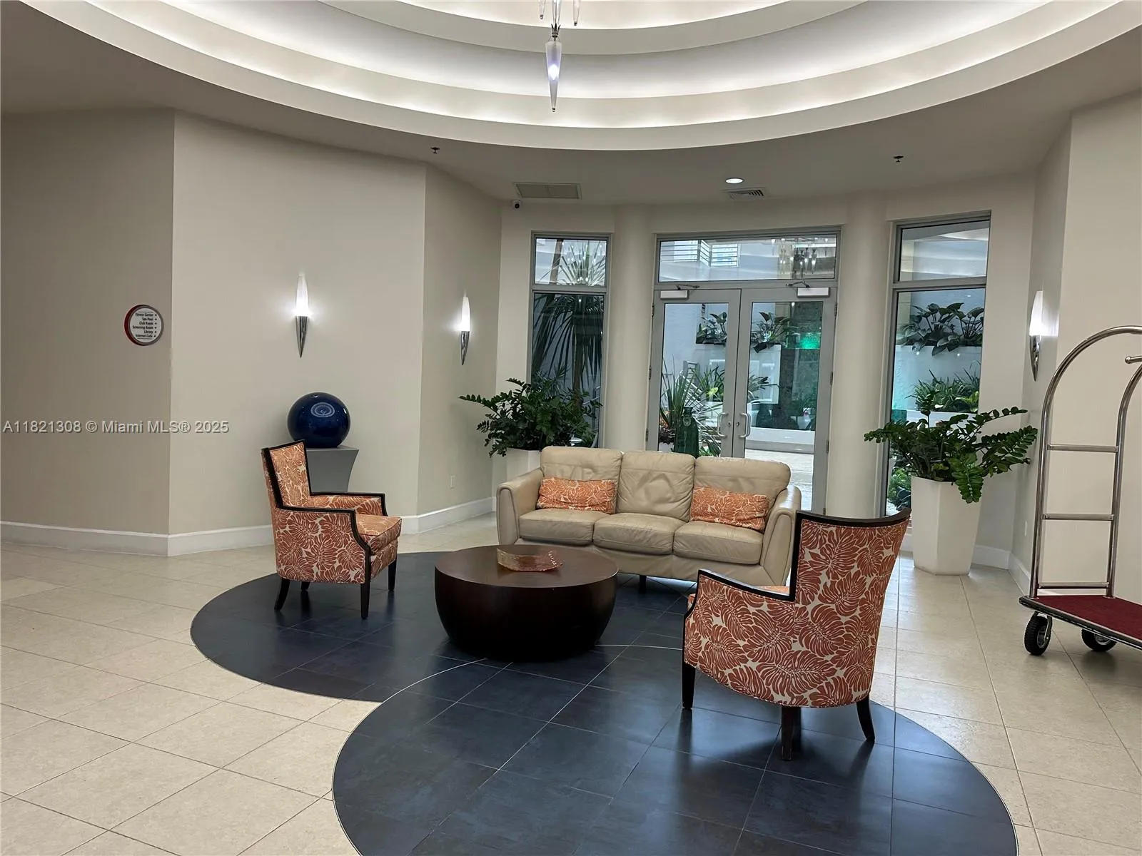 Hollywood, Florida 33020, United States, 1 Bedroom Bedrooms, ,1 BathroomBathrooms,Residential,Active,150543