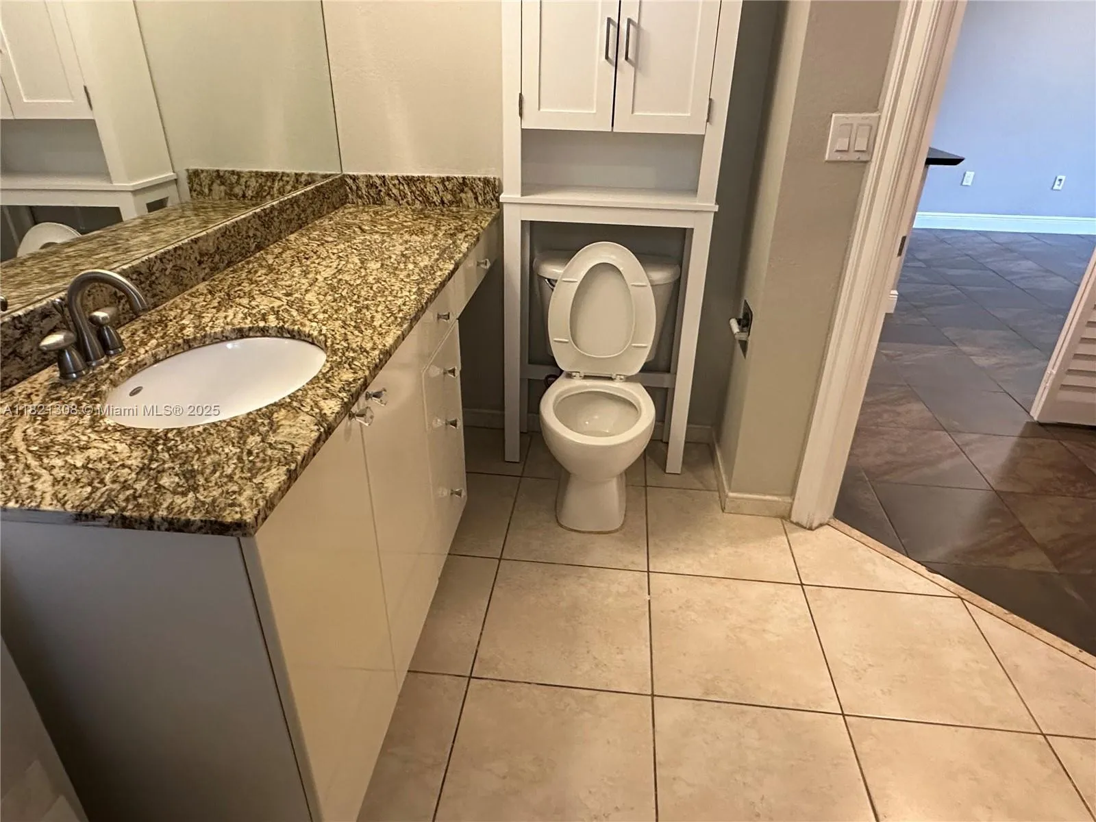 Hollywood, Florida 33020, United States, 1 Bedroom Bedrooms, ,1 BathroomBathrooms,Residential,Active,150543