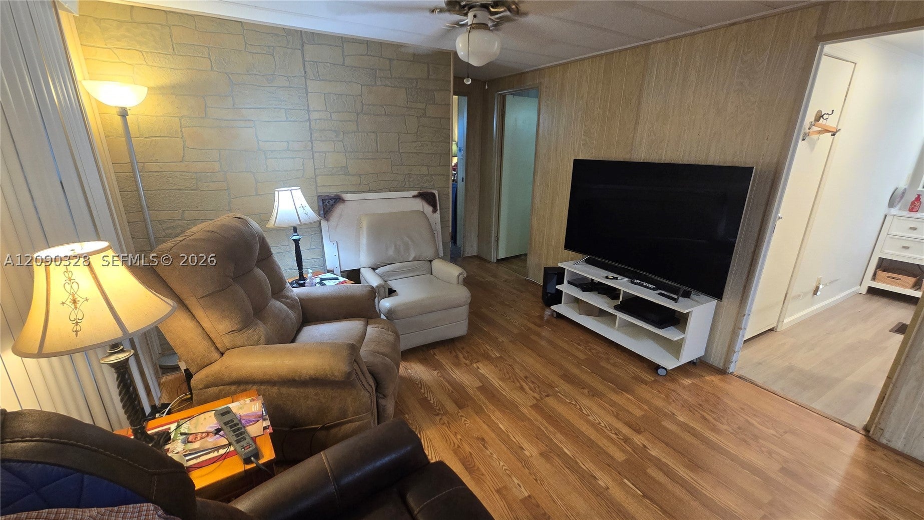 803 CASSANDRA LN