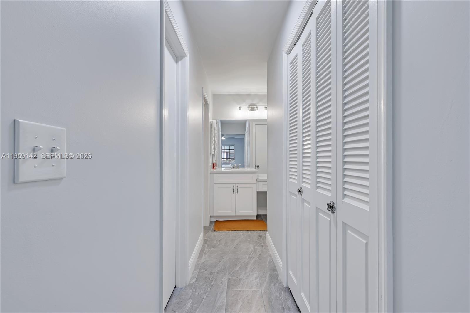 LIMETREE CONDO - Residential