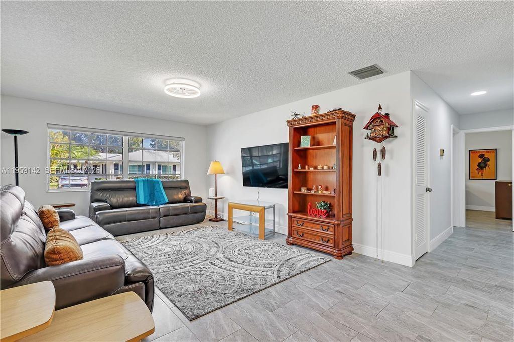 Photo of 10115 44th Way S #409, Boynton Beach, FL 33436 (MLS # A11959142)