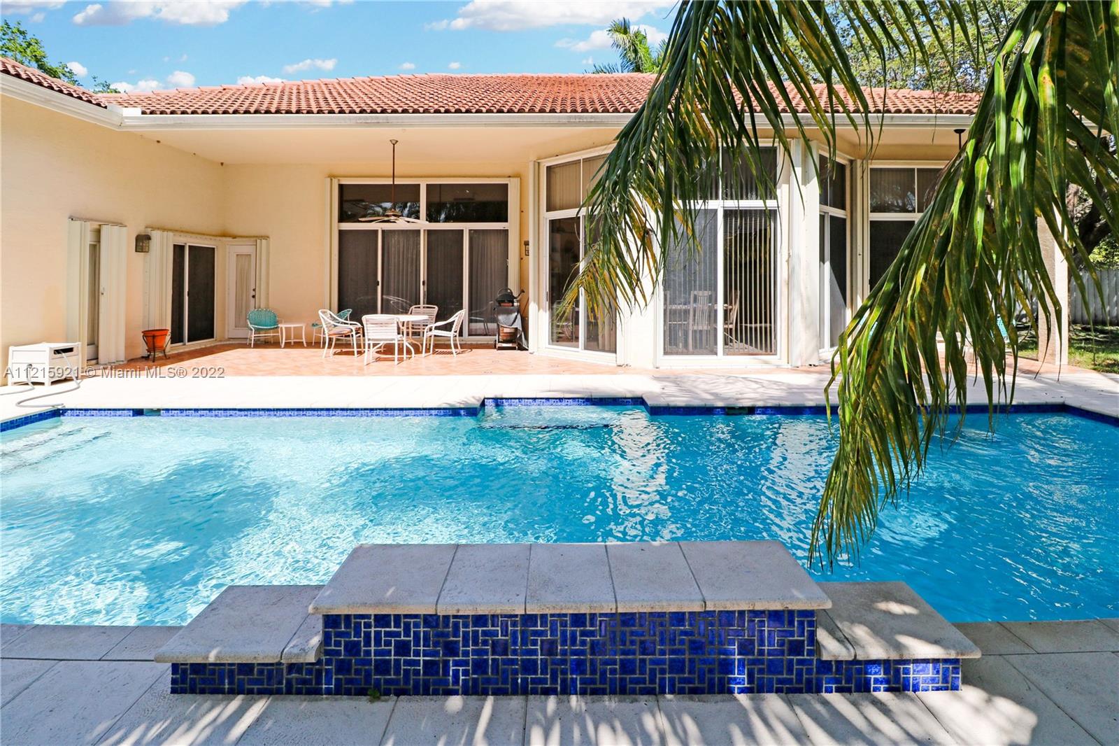 OLD CUTLER FOREST - Residential