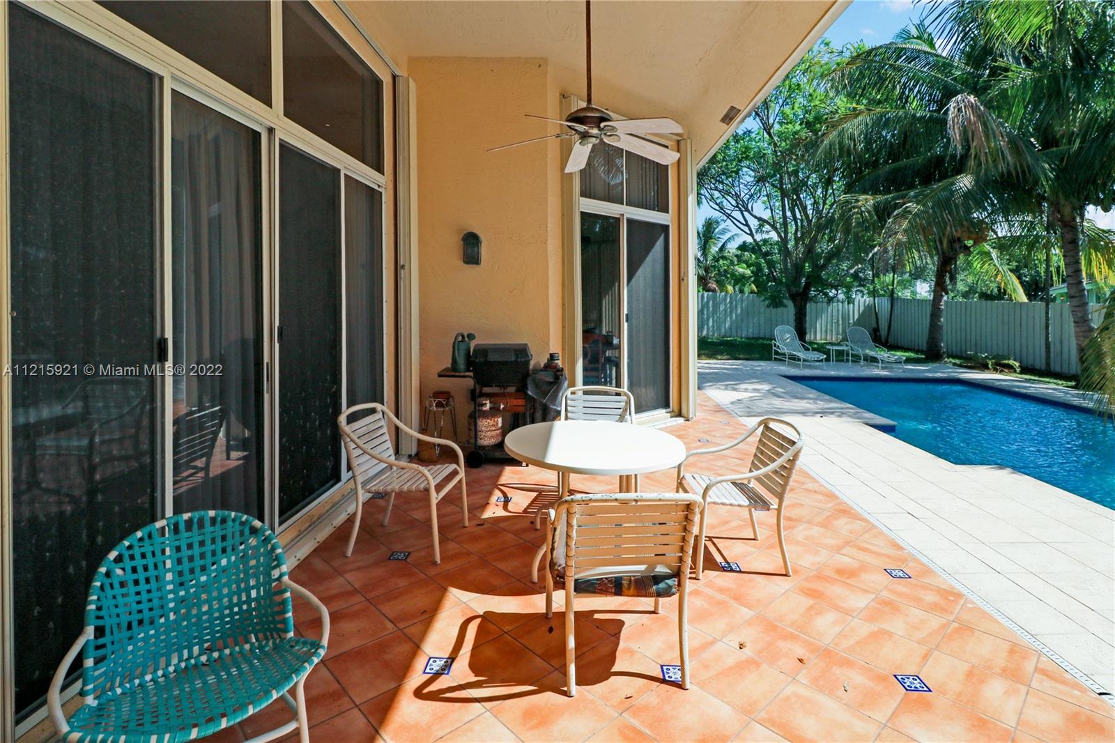 OLD CUTLER FOREST - Residential