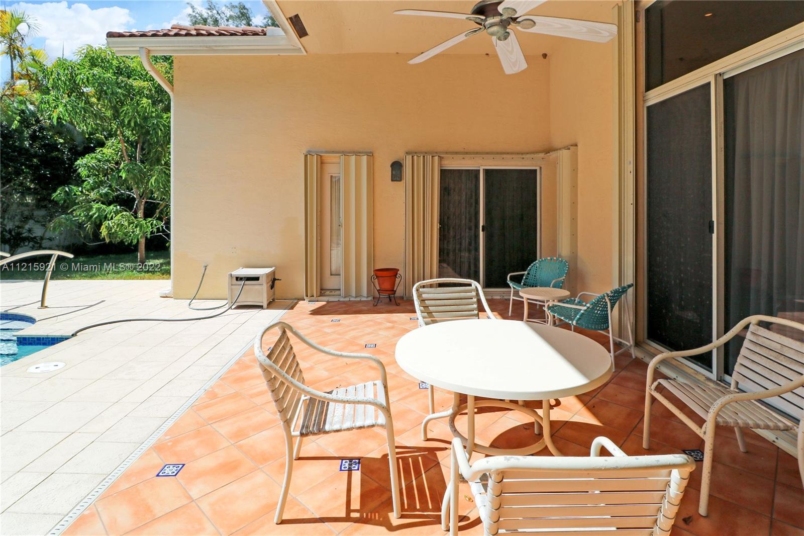 OLD CUTLER FOREST - Residential