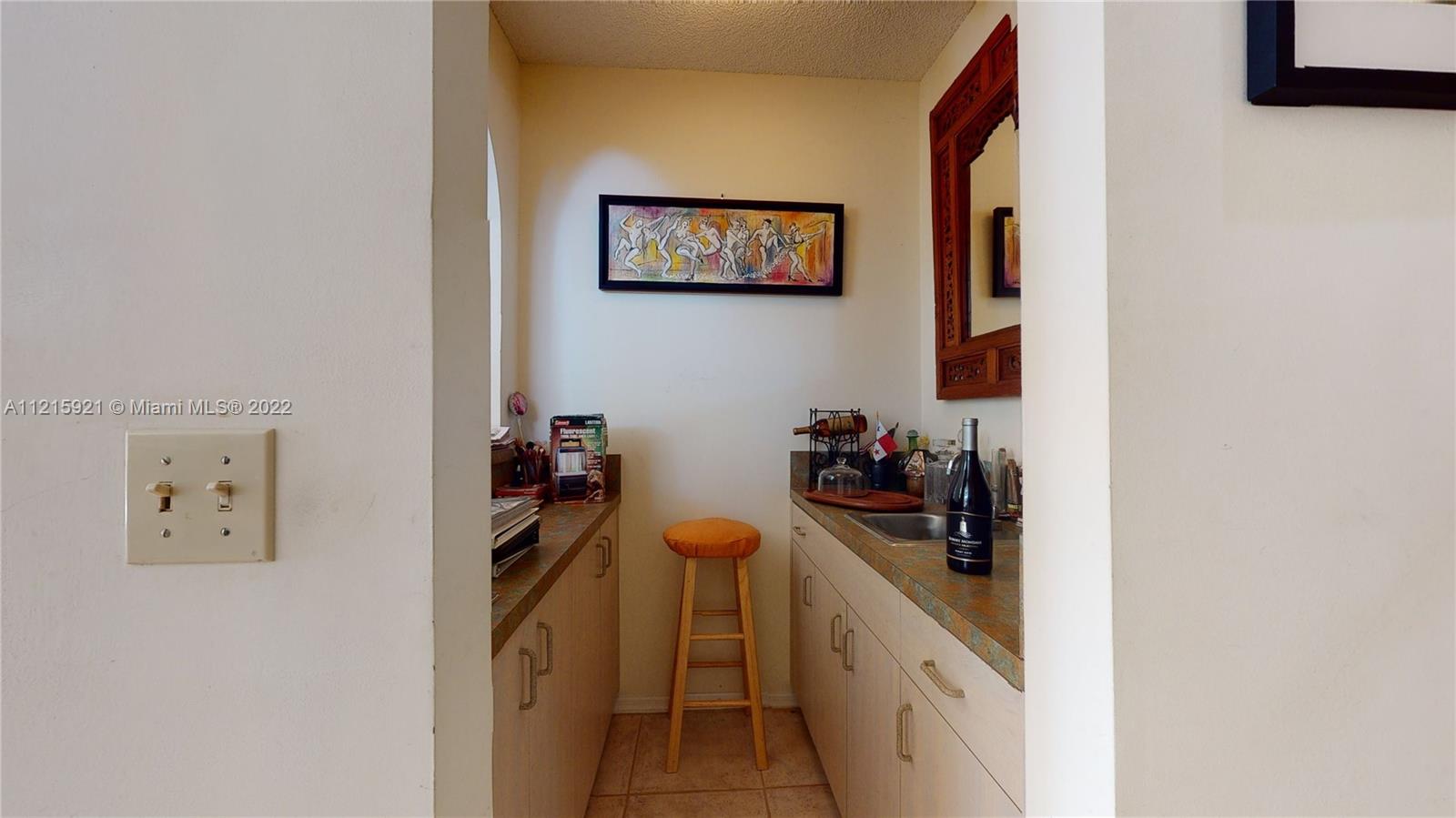 OLD CUTLER FOREST - Residential