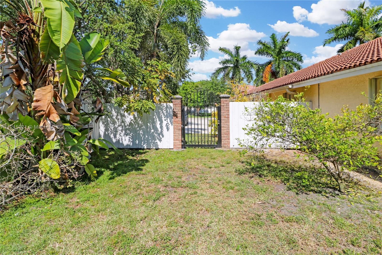 OLD CUTLER FOREST - Residential