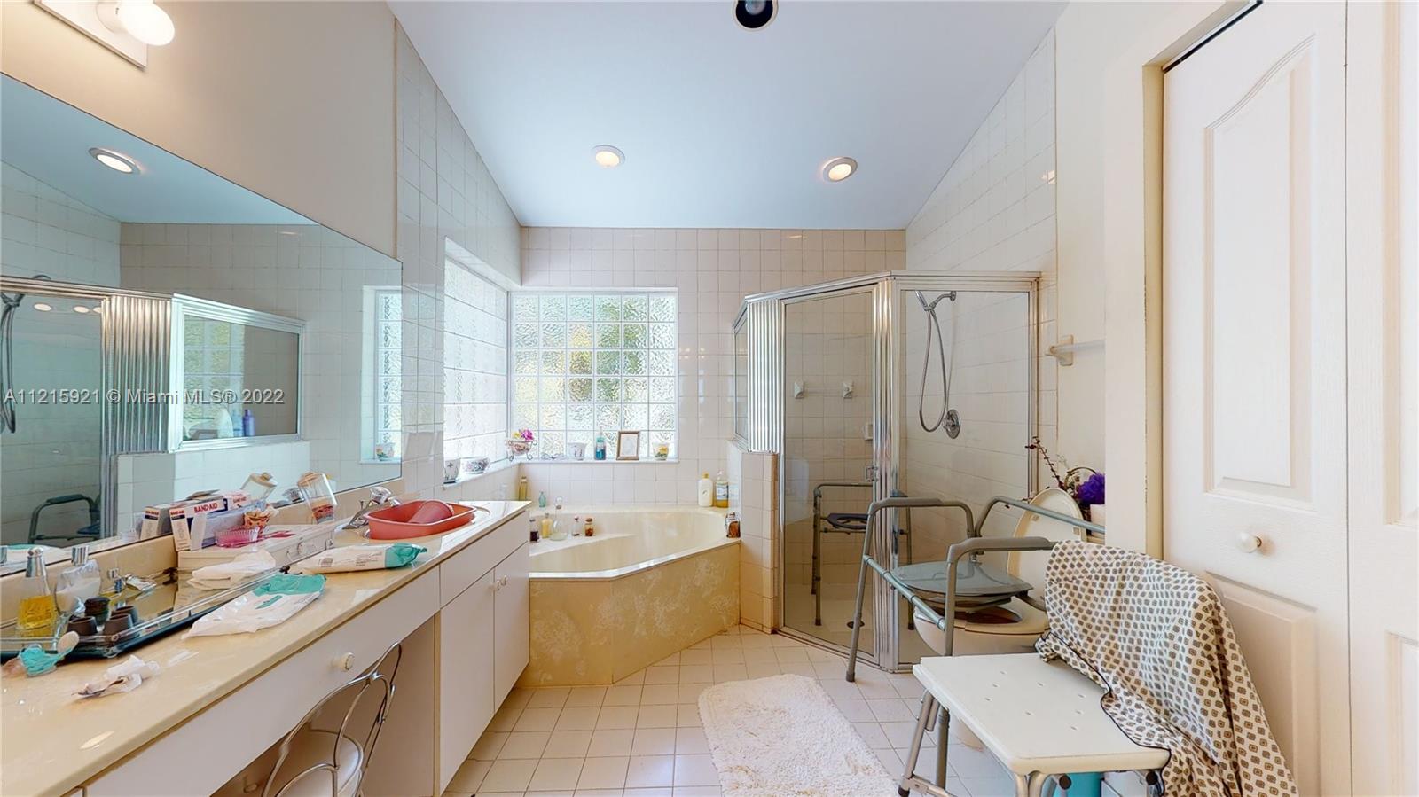 OLD CUTLER FOREST - Residential