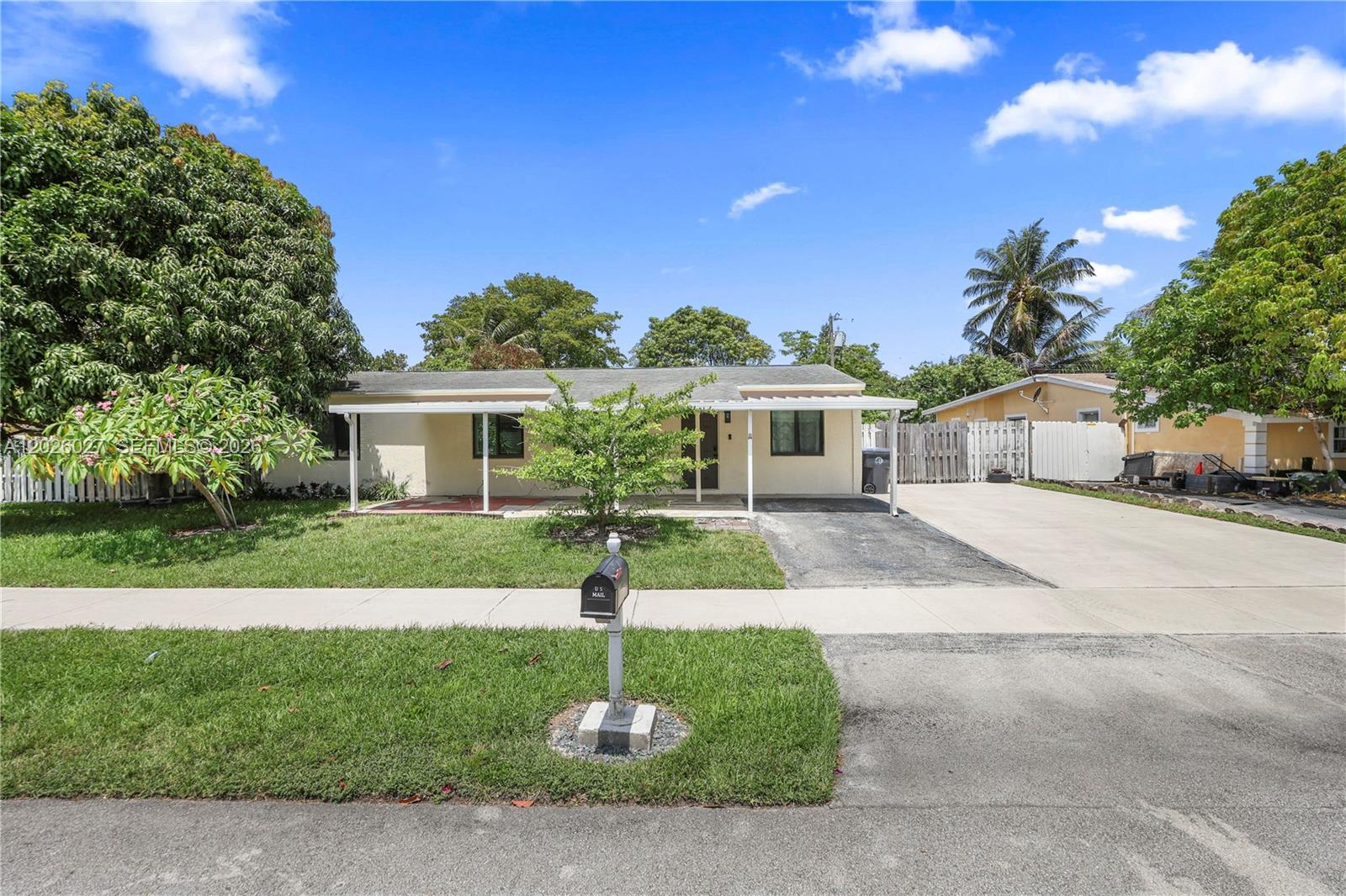 1611 SW 67th Ave