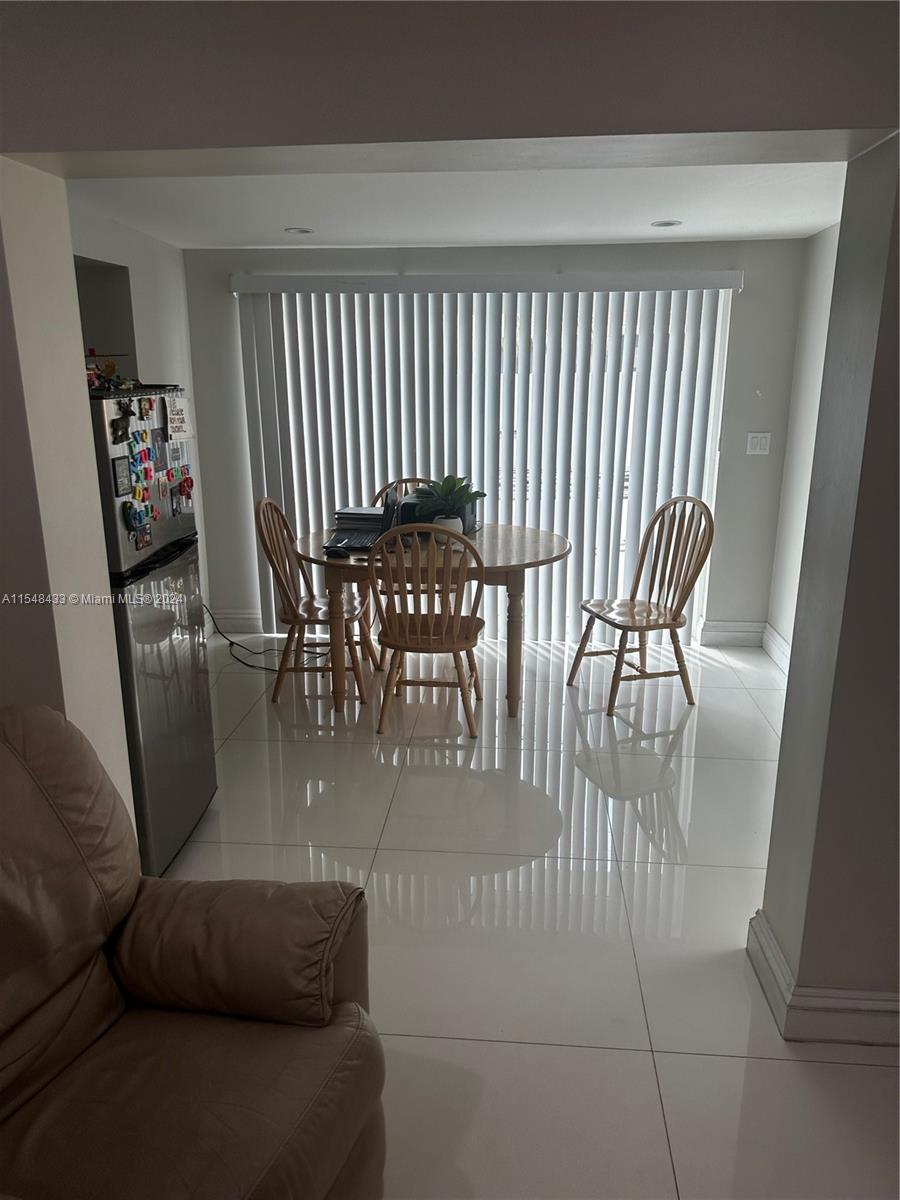 PALM SPRINGS SUB SEC 3 5T - Residential