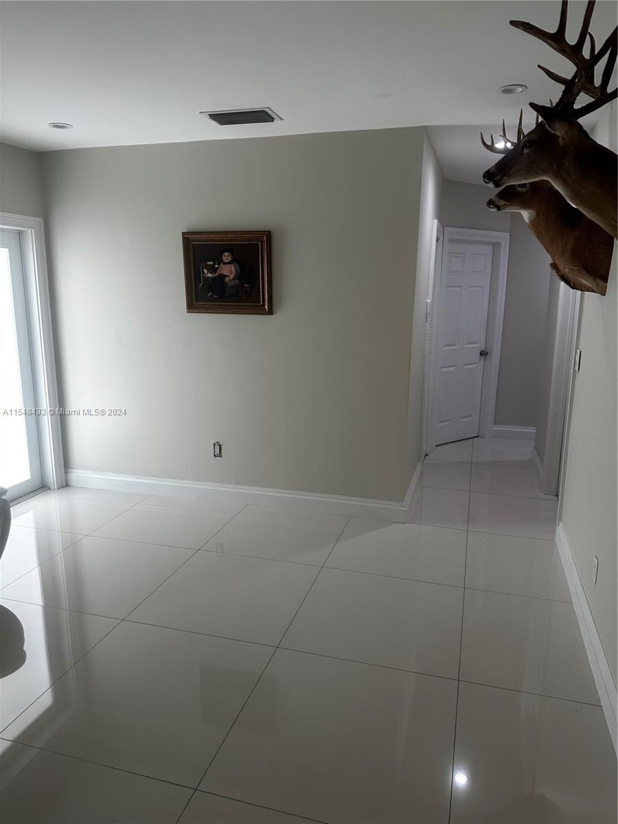 PALM SPRINGS SUB SEC 3 5T - Residential