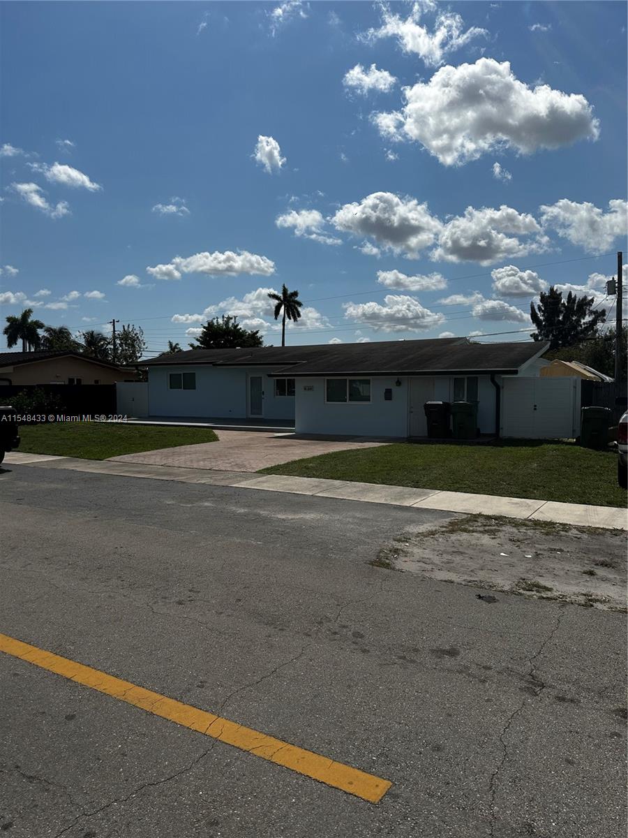 Property for Sale at 630 W 50th Pl Pl, Hialeah, Miami-Dade County, Florida - Bedrooms: 3 
Bathrooms: 3  - $650,000