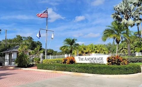 2508 SE Anchorage Cv 1 Port St Lucie FL 34952