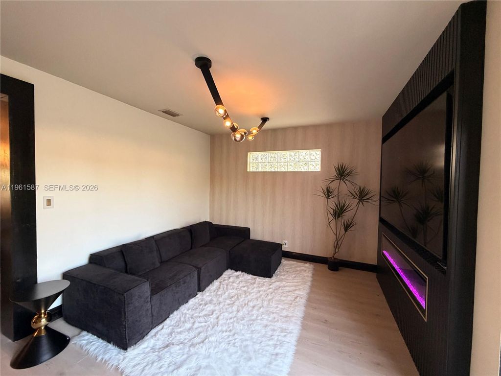 Photo of 920 SW 50th Ave, Plantation, FL 33317 (MLS # A11961587)