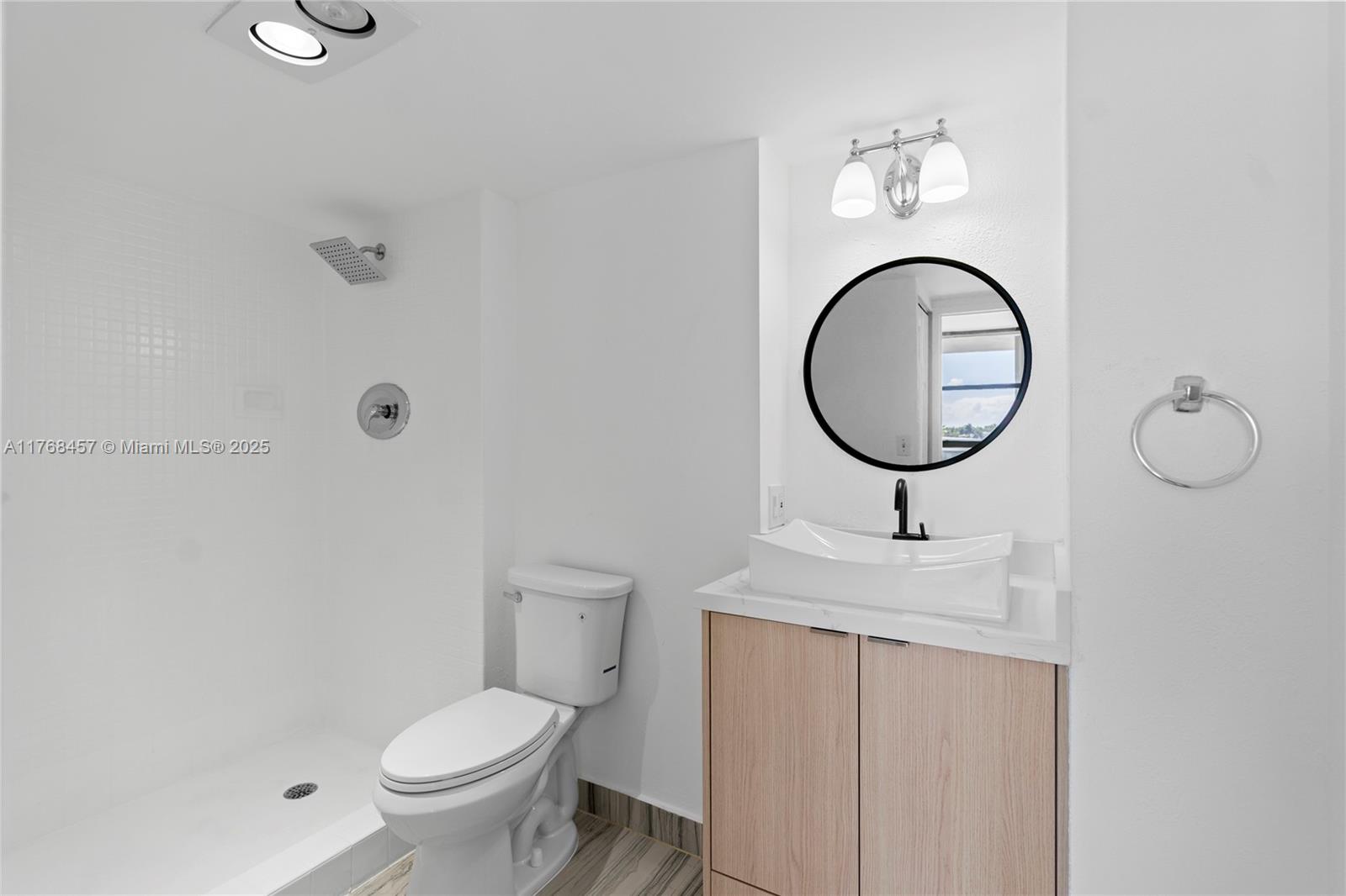 WATERVIEW CONDO - Residential