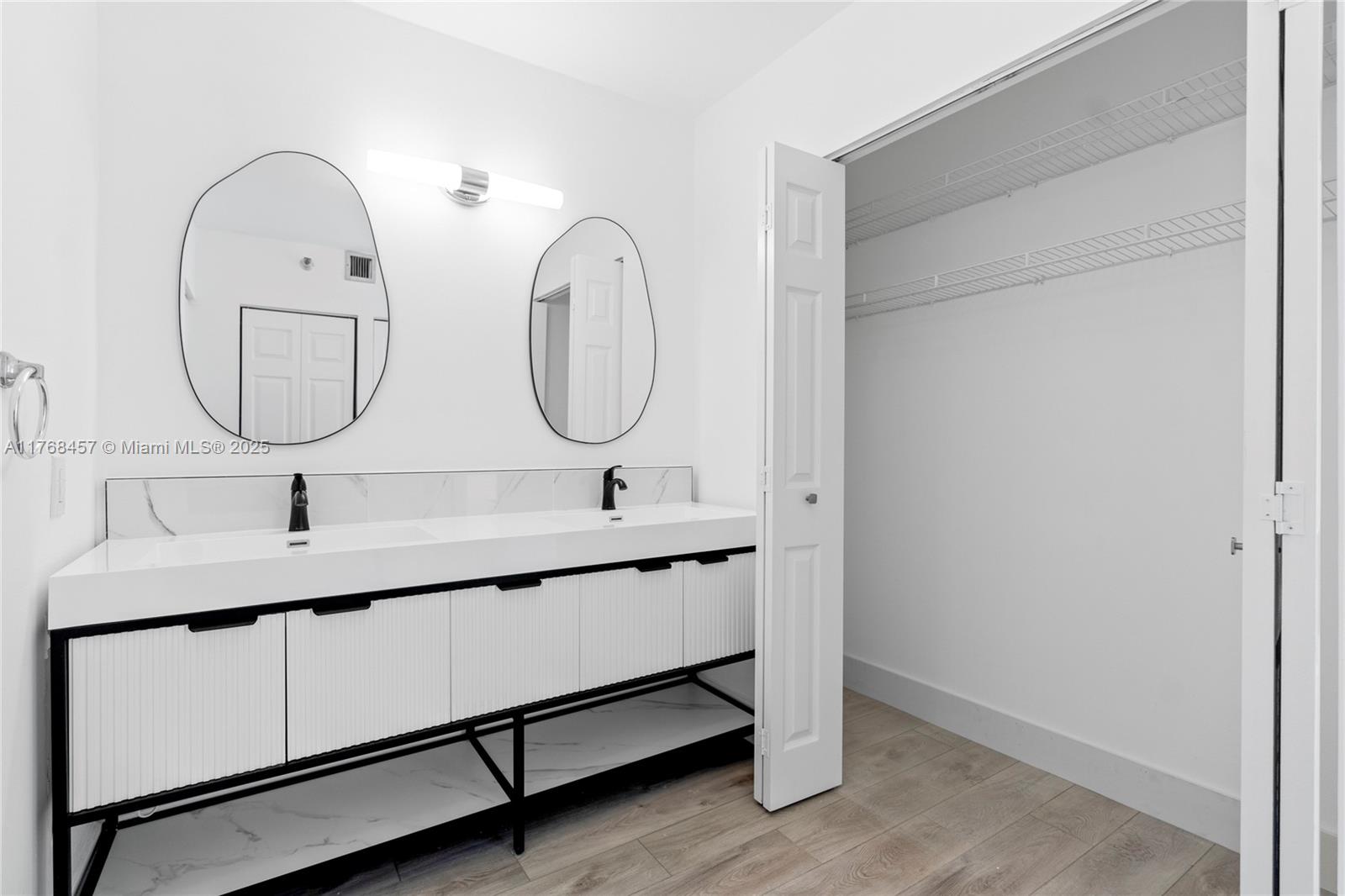 WATERVIEW CONDO - Residential