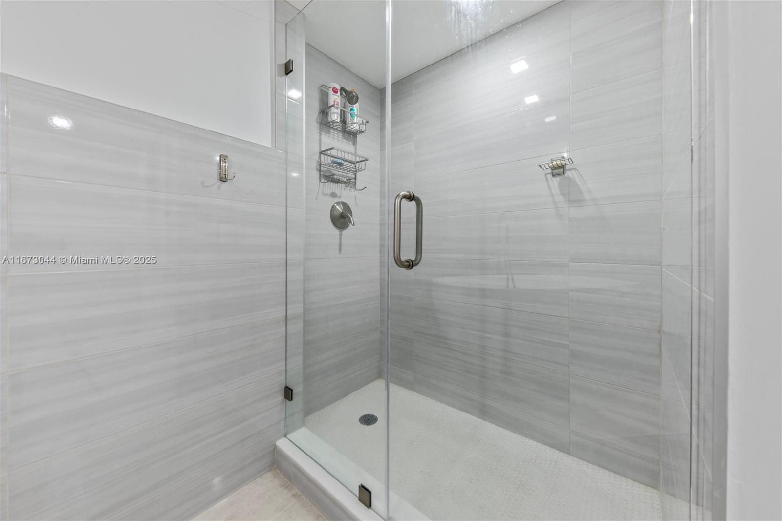 AQUARIUS CONDO - Residential