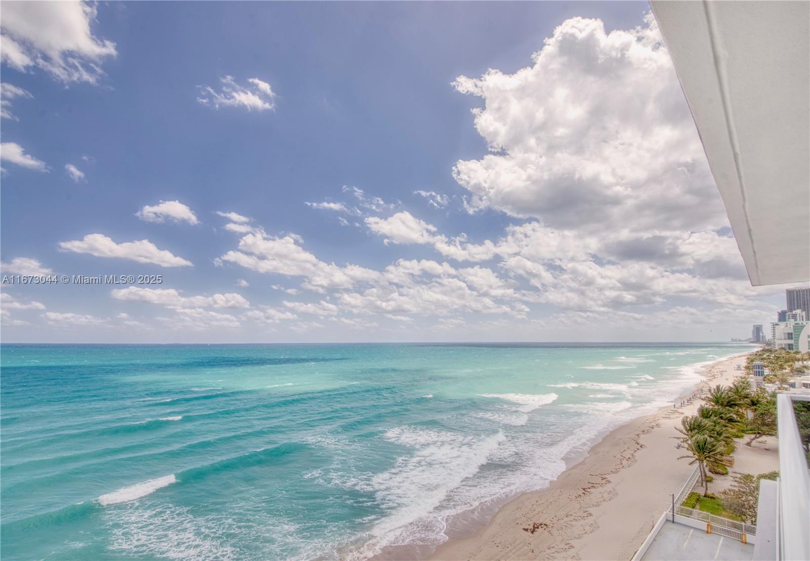 AQUARIUS CONDO - Residential