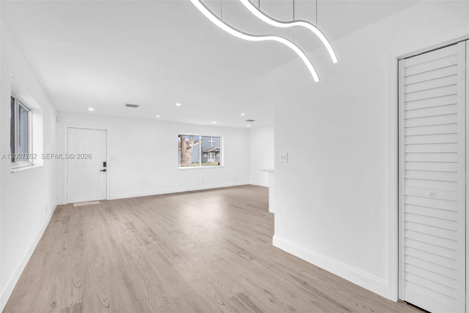 NORTH WEST LAUDERDALE - Residential