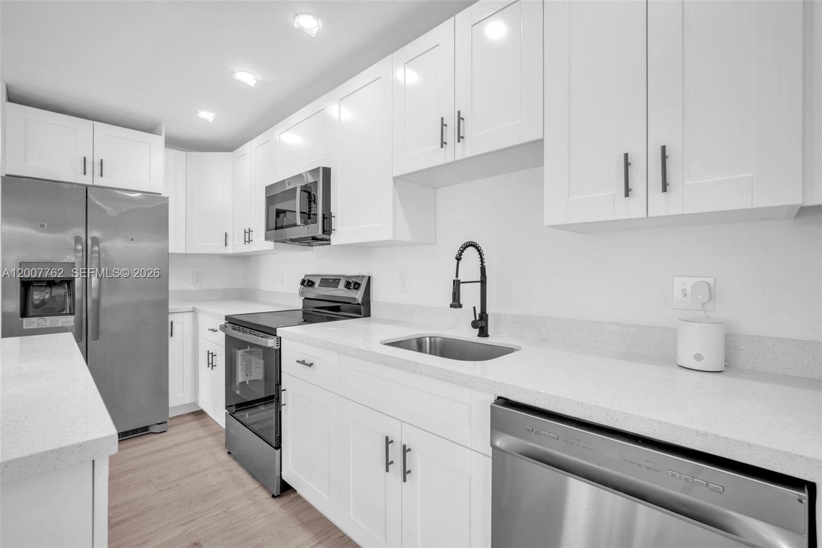 NORTH WEST LAUDERDALE - Residential