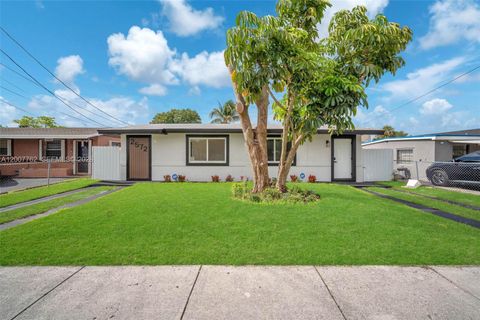 Photo of 2572 NW 20th St, Fort Lauderdale, FL 33311 (MLS # A12007762)