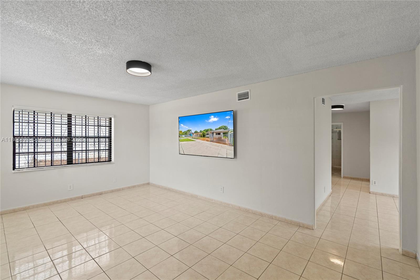 HIALEAH 2ND STUDIO ADDN - Residential