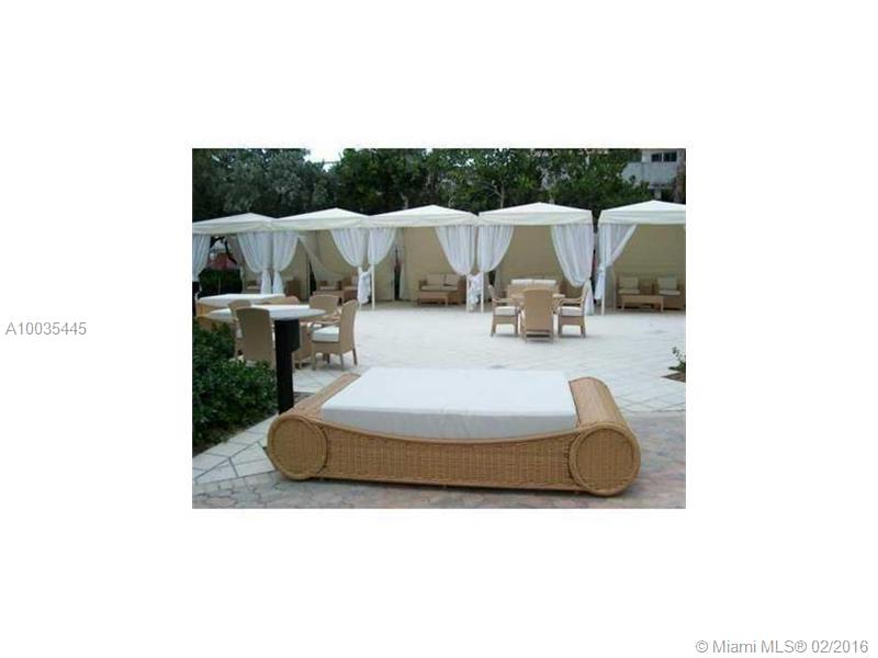 Residences On Hollywood B - Residential Lease