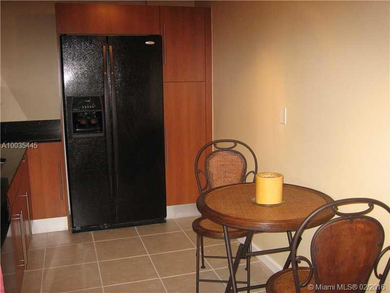 Residences On Hollywood B - Residential Lease