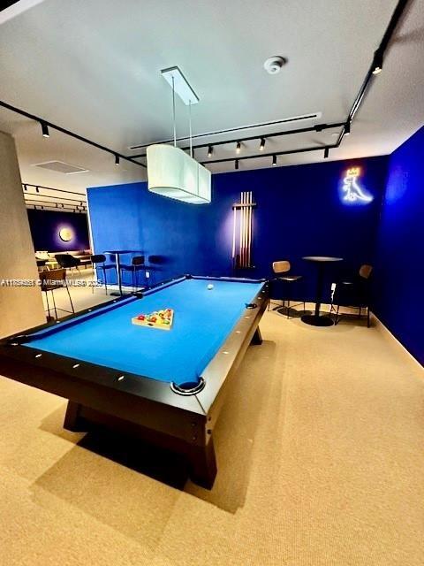 FIVE PARK - Residential Lease