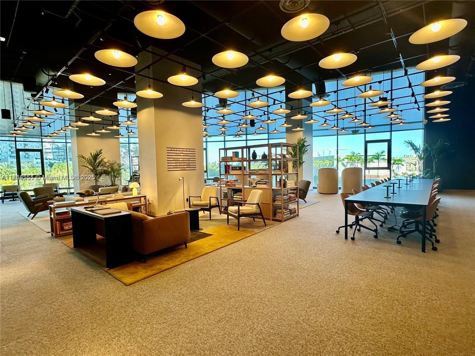 FIVE PARK - Residential Lease