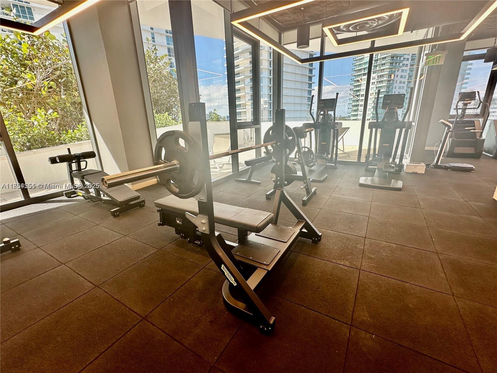 FIVE PARK - Residential Lease