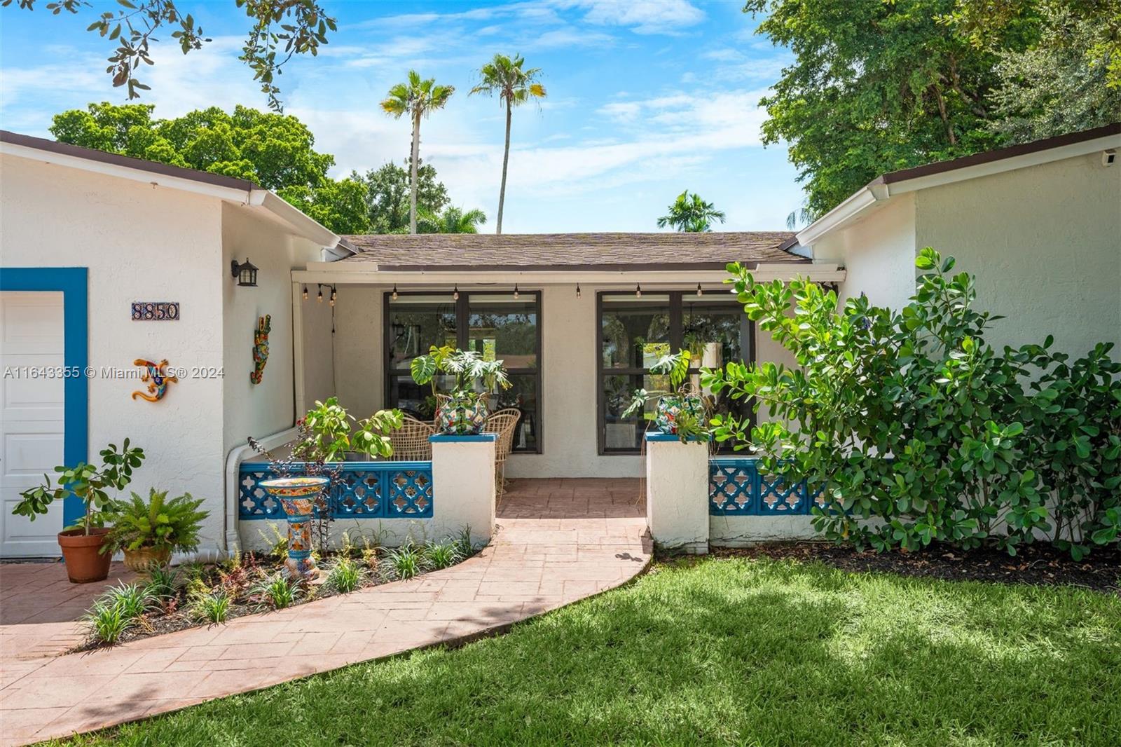 8850 SW 49th Place