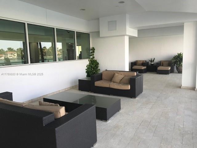 THE GRANDVIEW CONDO - Residential Lease