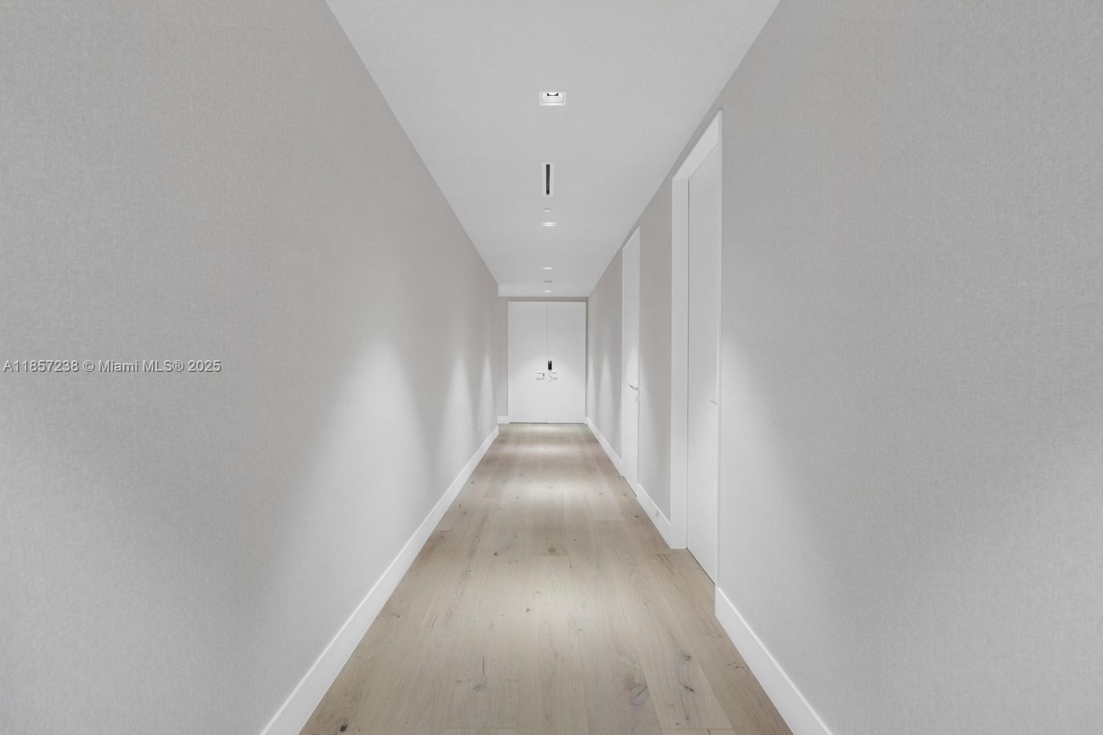 ONE THOUSAND MUSEUM CONDO - Residential