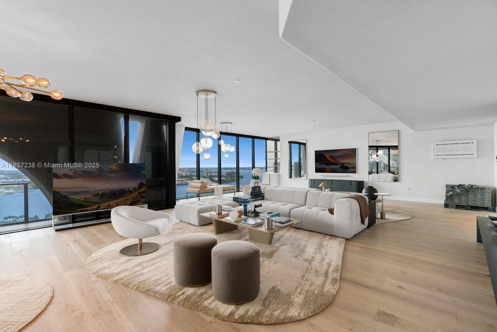 ONE THOUSAND MUSEUM CONDO - Residential